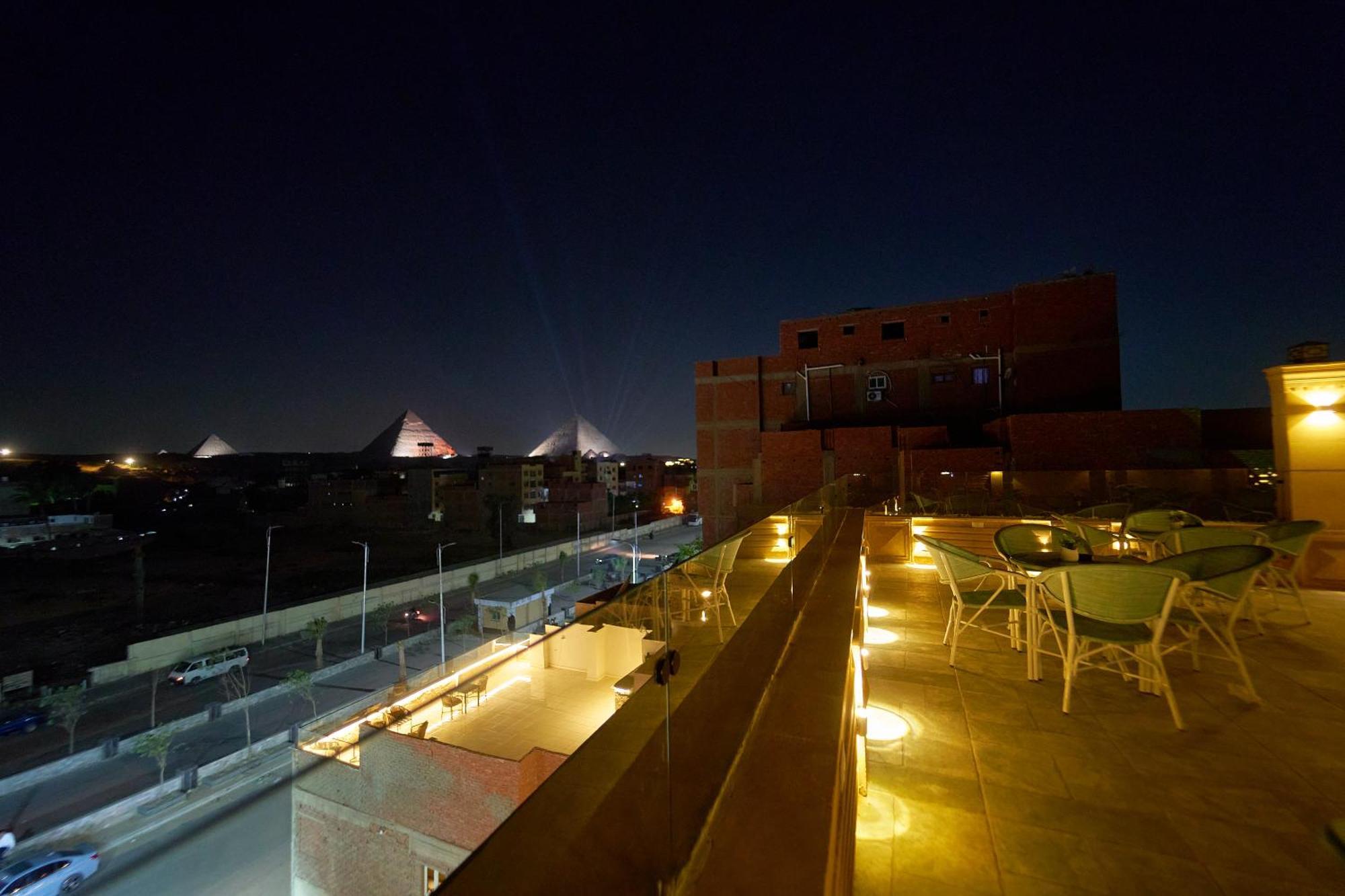 Crown Pyramids View Hotel Giza ภายนอก รูปภาพ