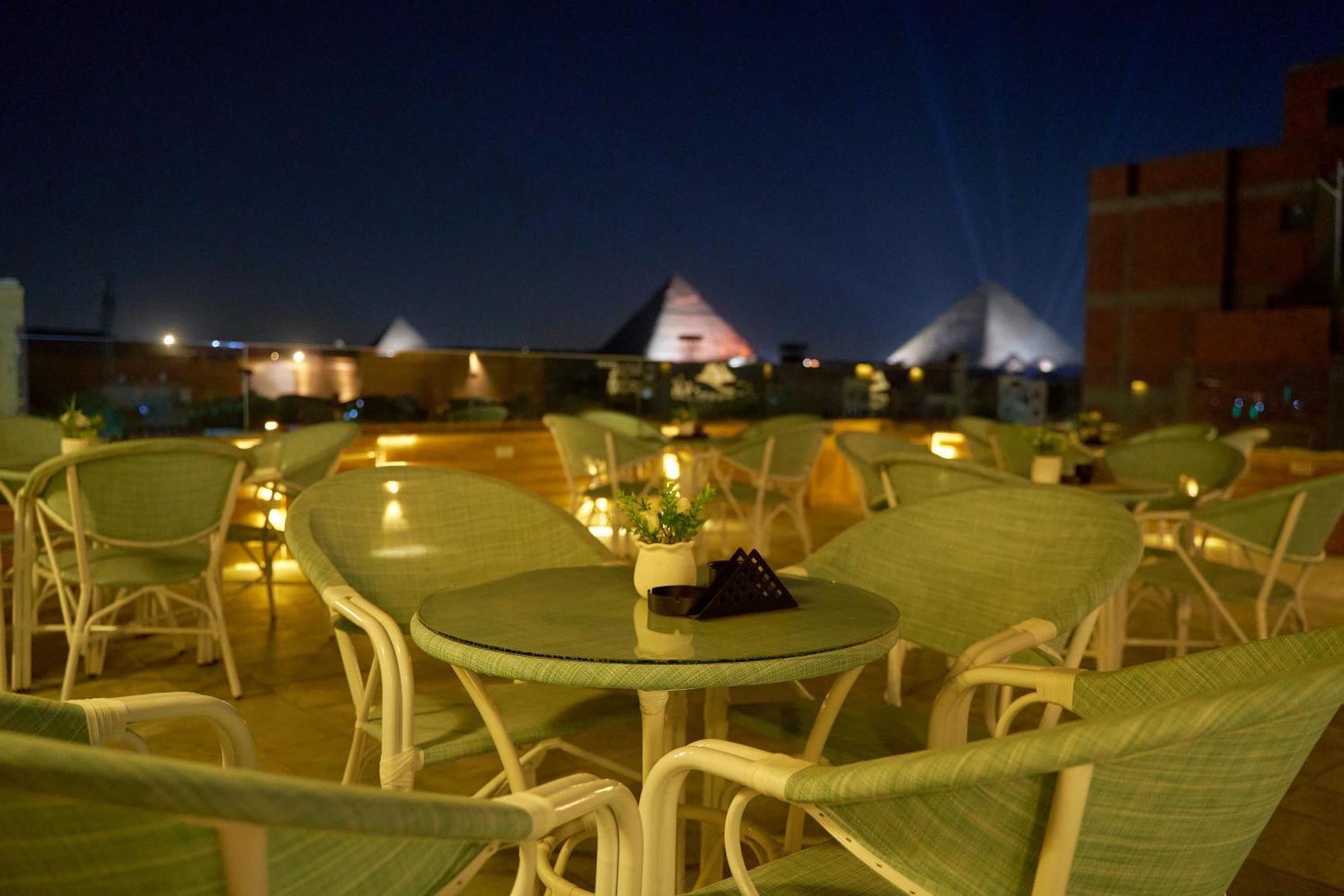 Crown Pyramids View Hotel Giza ภายนอก รูปภาพ