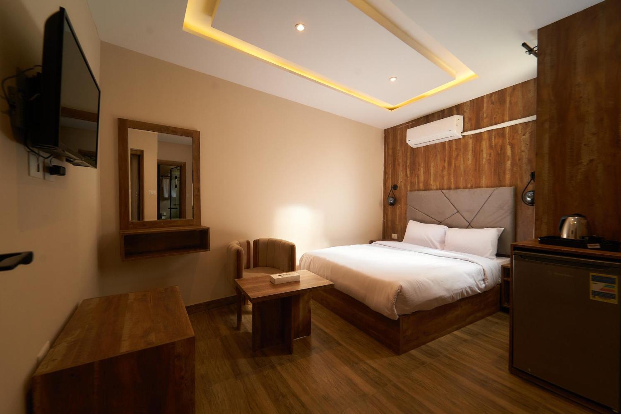 Crown Pyramids View Hotel Giza ภายนอก รูปภาพ