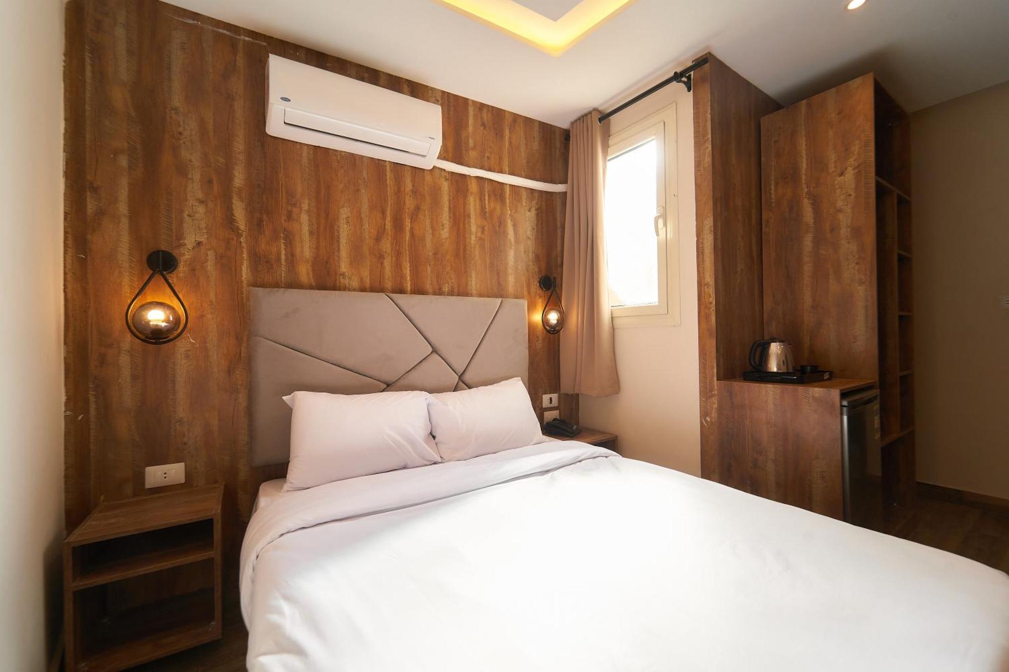 Crown Pyramids View Hotel Giza ภายนอก รูปภาพ